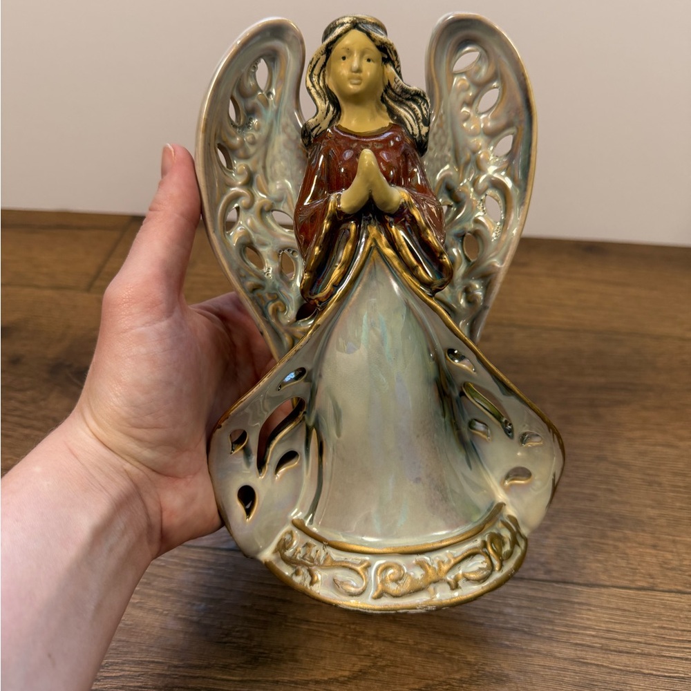 Source Unknown Ceramic Angel‎ Figurine - Red and Cream